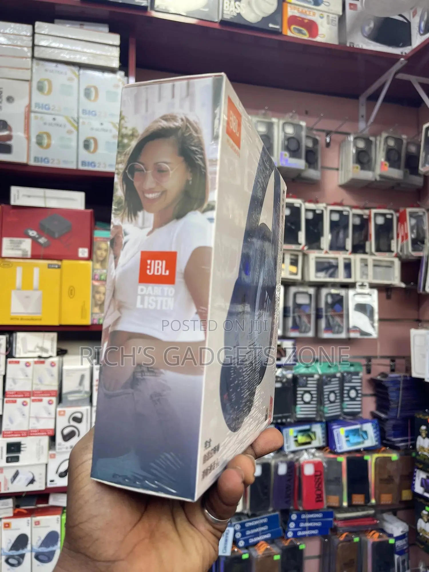 JBL Live 770nc