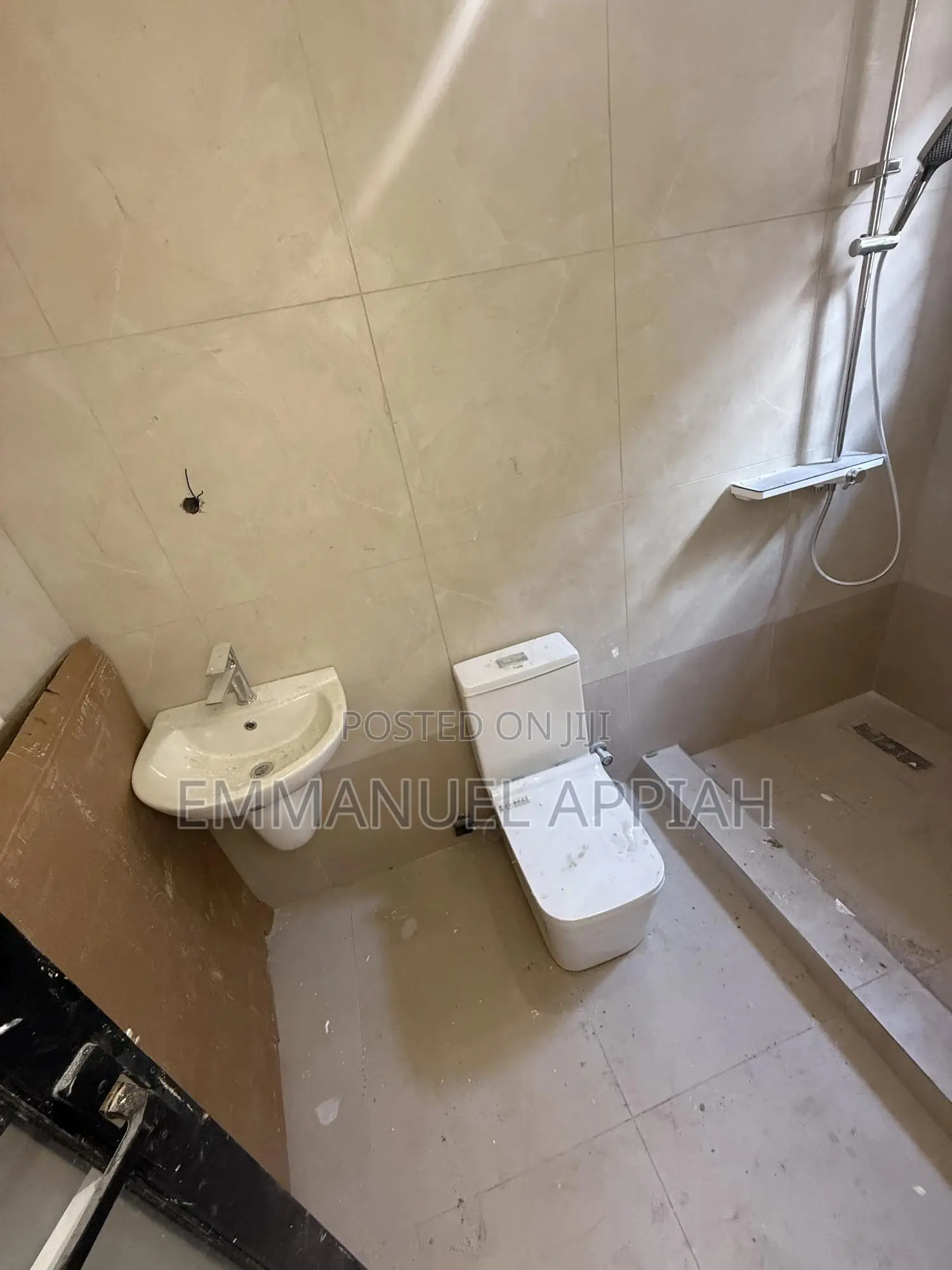 3bdrm House in Ablekuma Odumase for sale