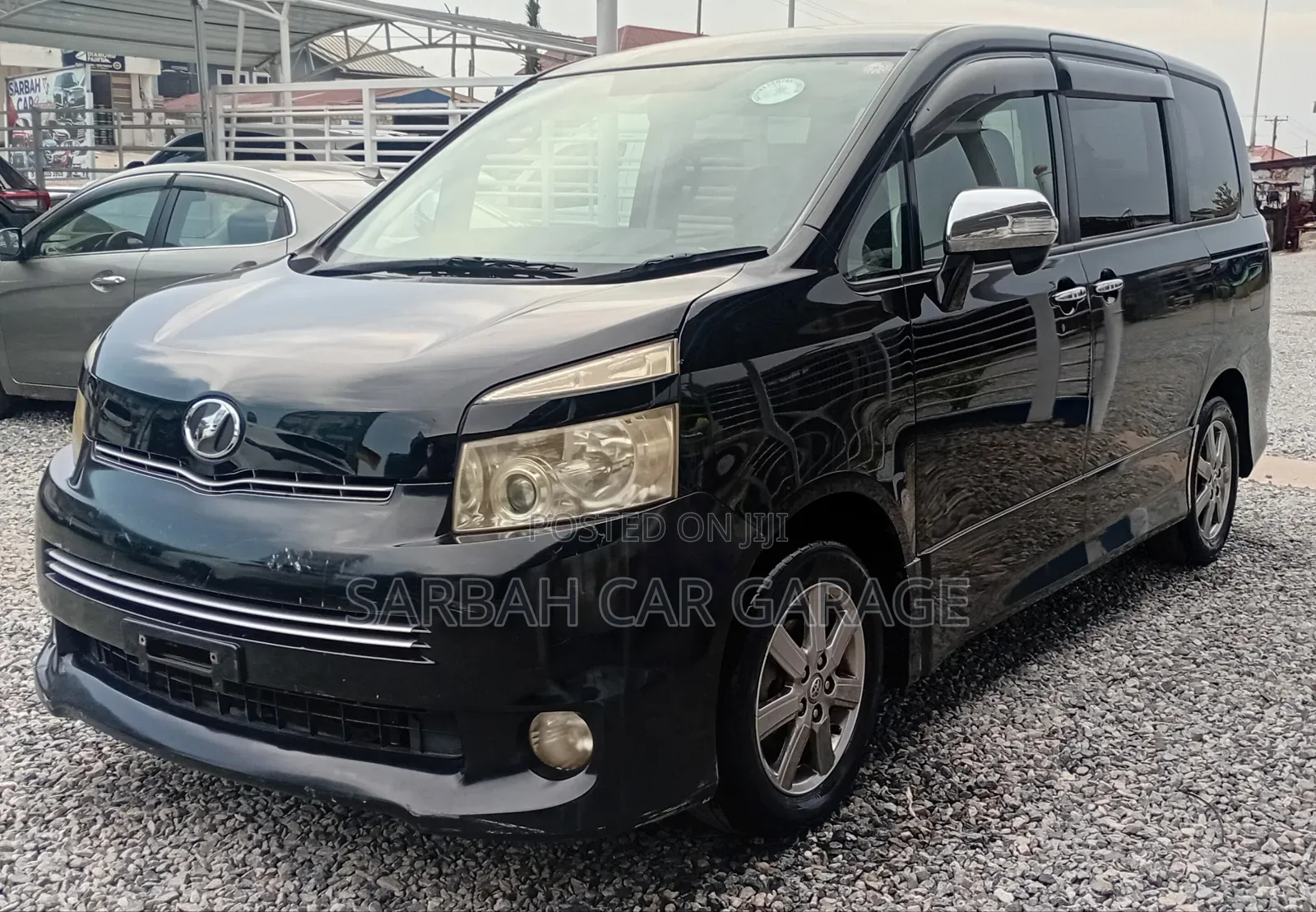 Toyota Voxy 2010 Black