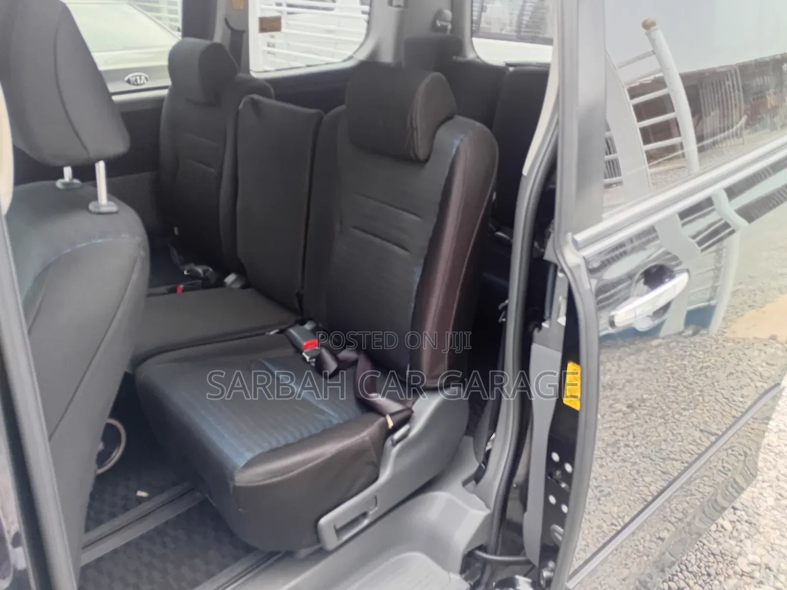 Toyota Voxy 2010 Black