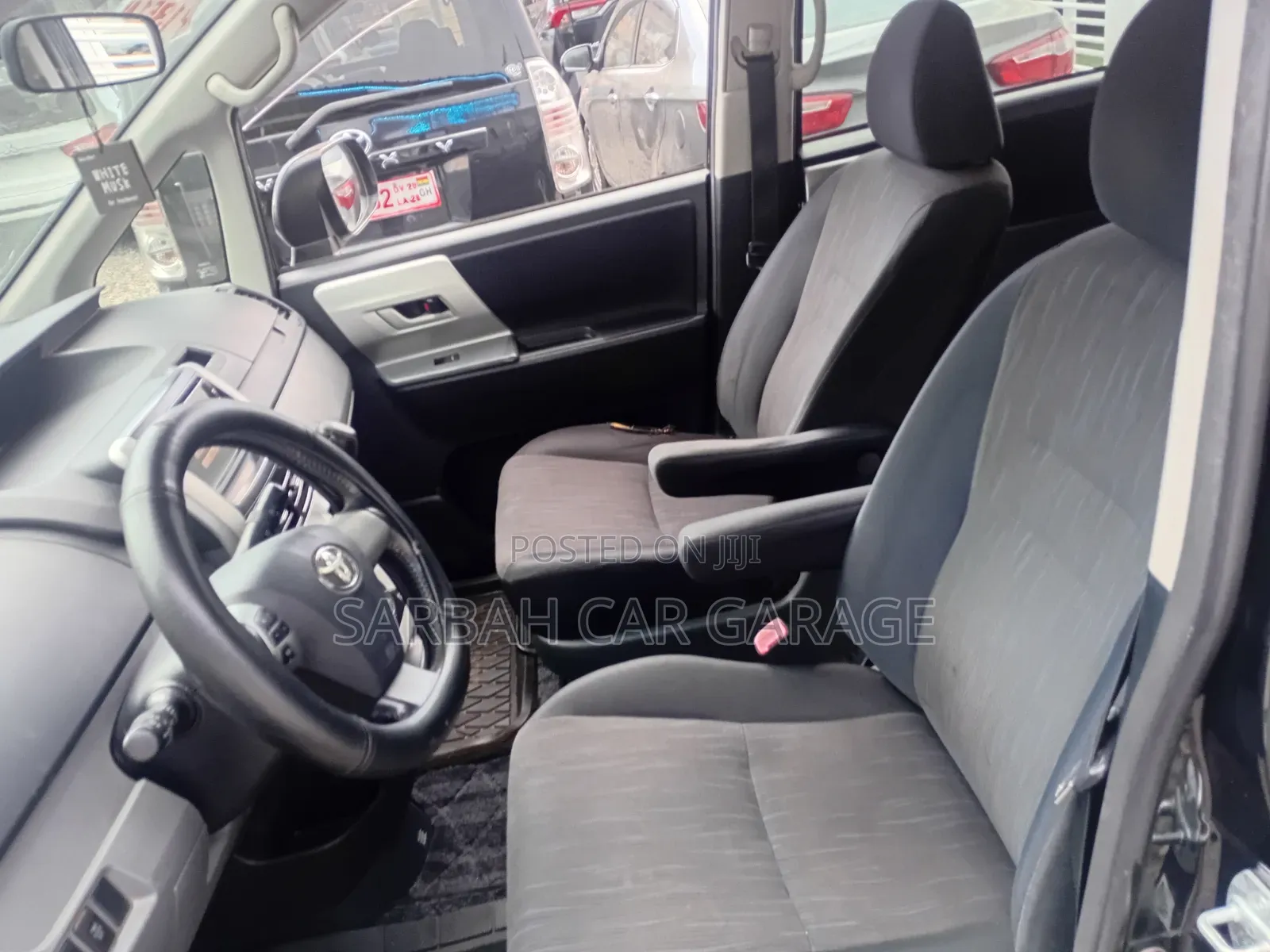 Toyota Voxy 2013 Black