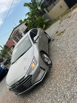 Hyundai Elantra SE 2020 Gray