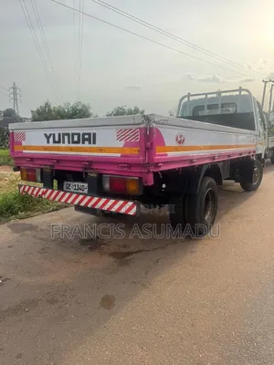 Hyundai Mighty Two 16