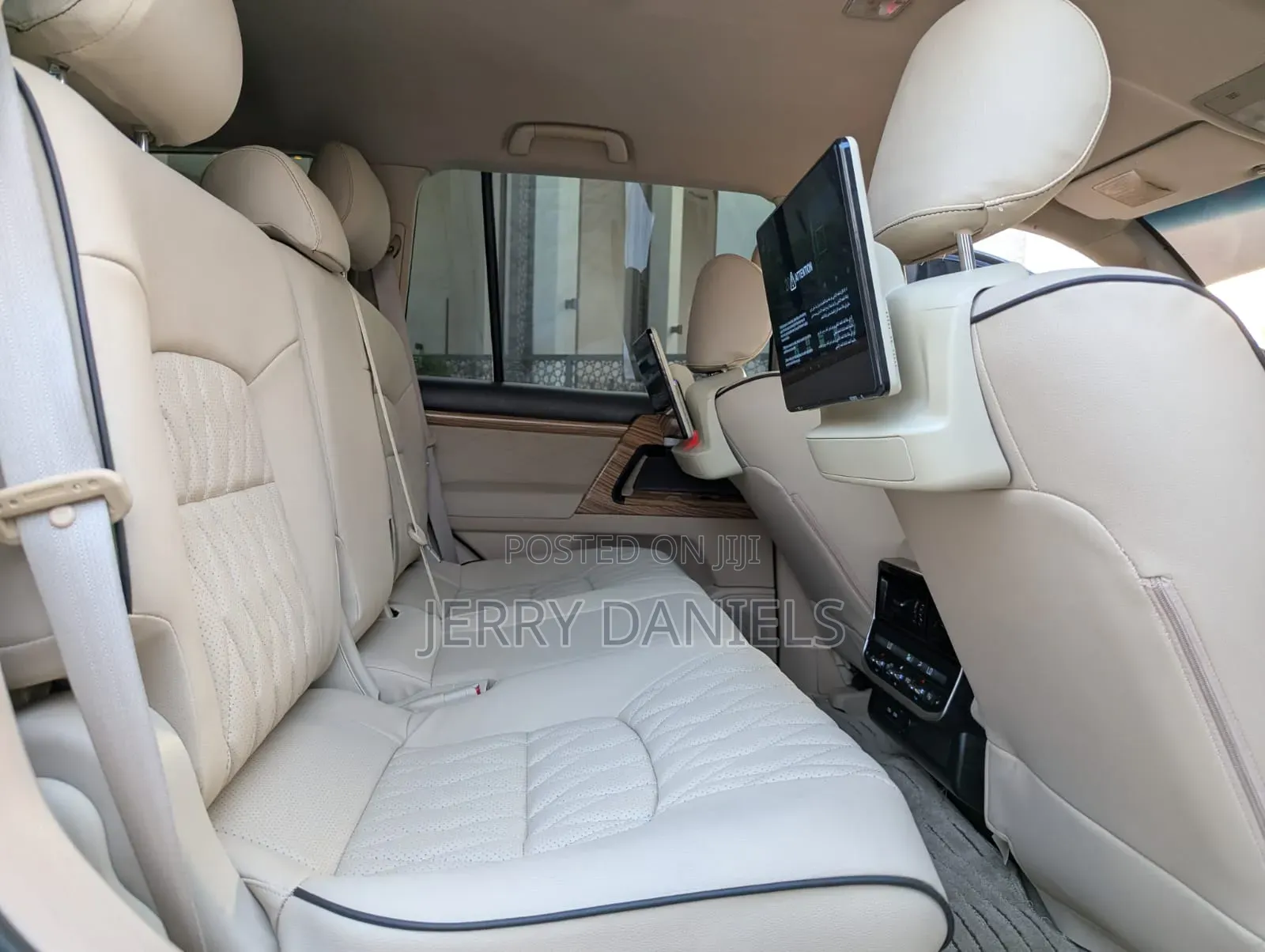 Toyota Land Cruiser 2024 Black