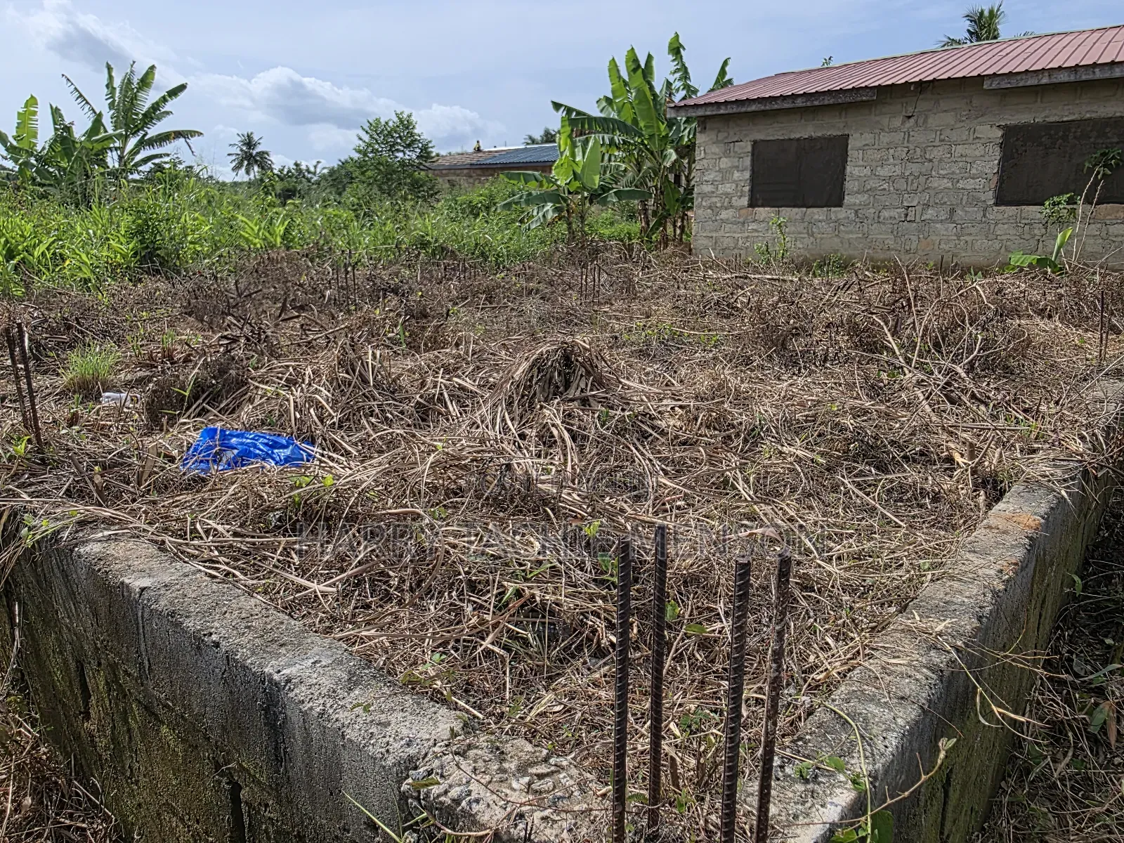 30×30 Land With Two Bedrooms Foundation