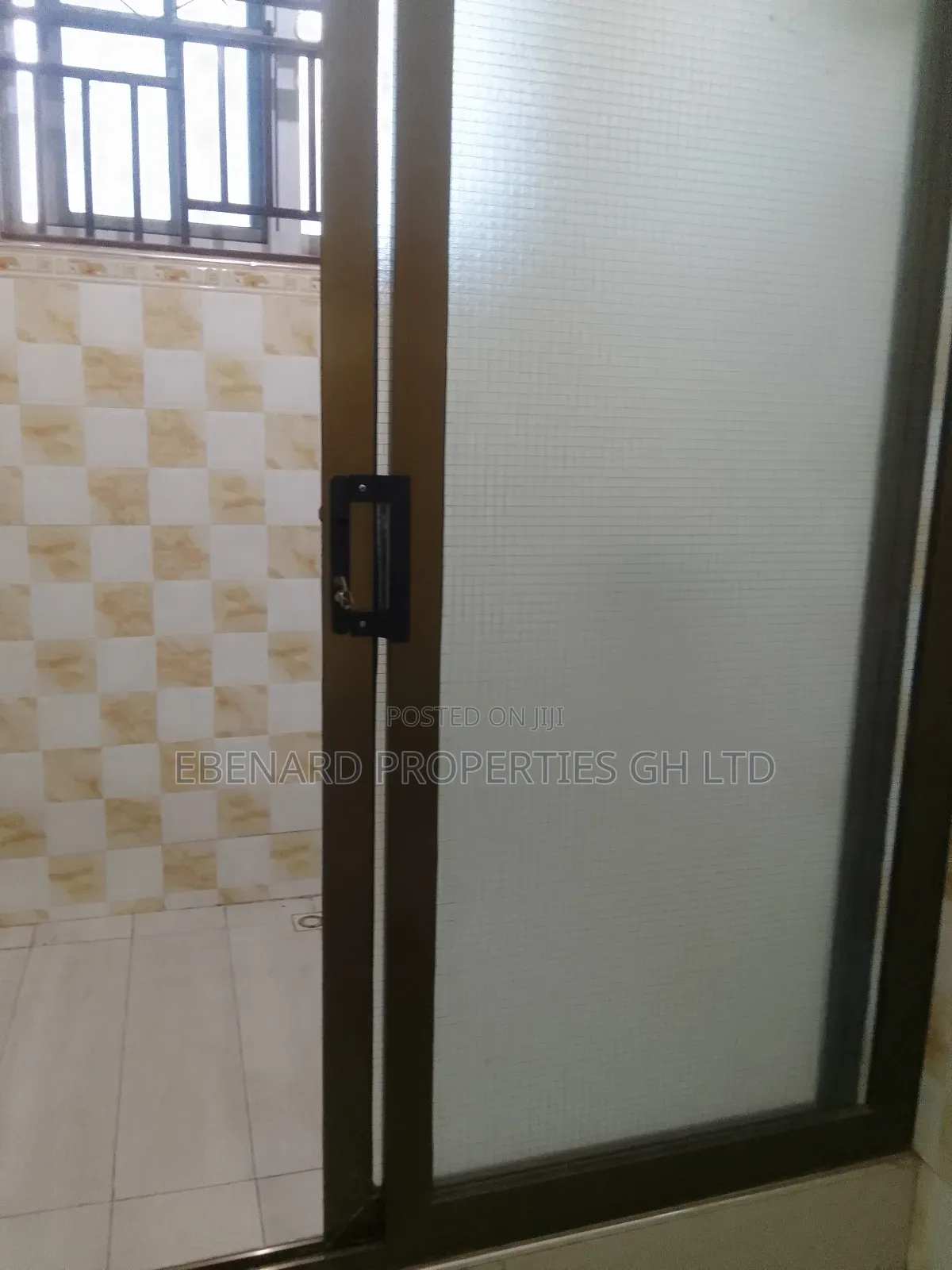 2bdrm Apartment in Ebenard Properties, Lake Side Estate for rent