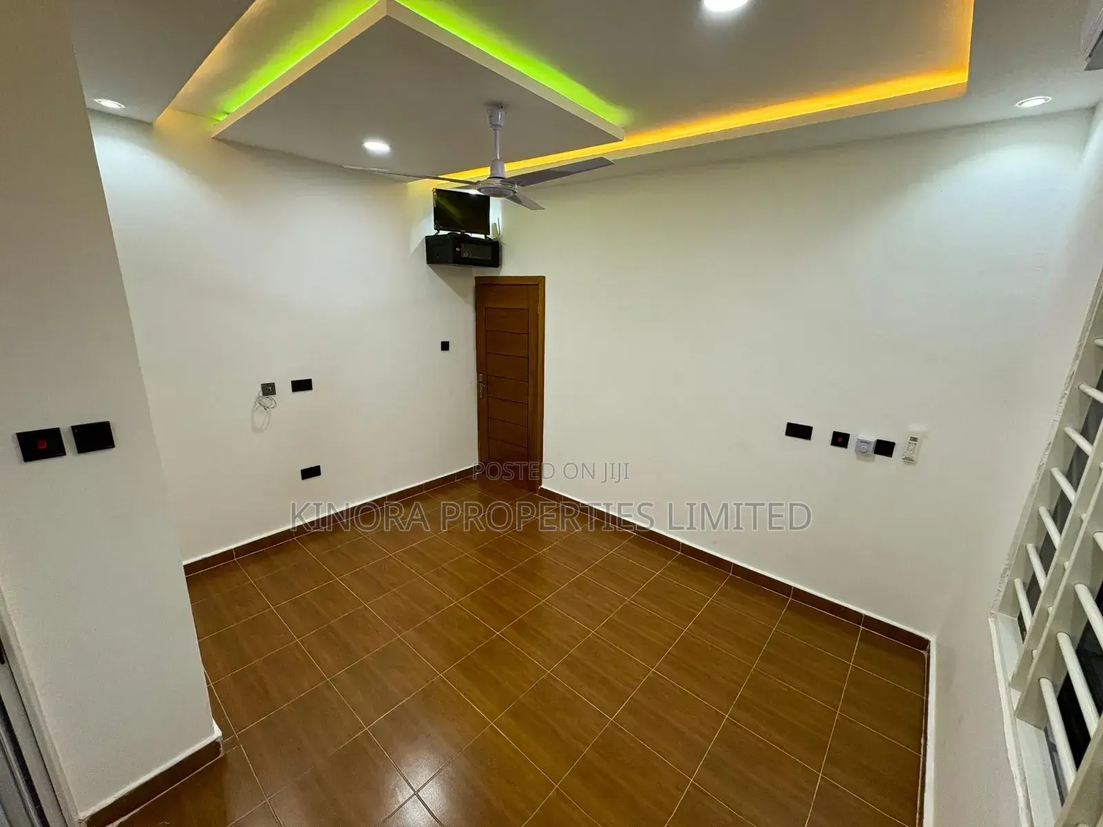 3bdrm House in Festus Hotel, Barrier for sale