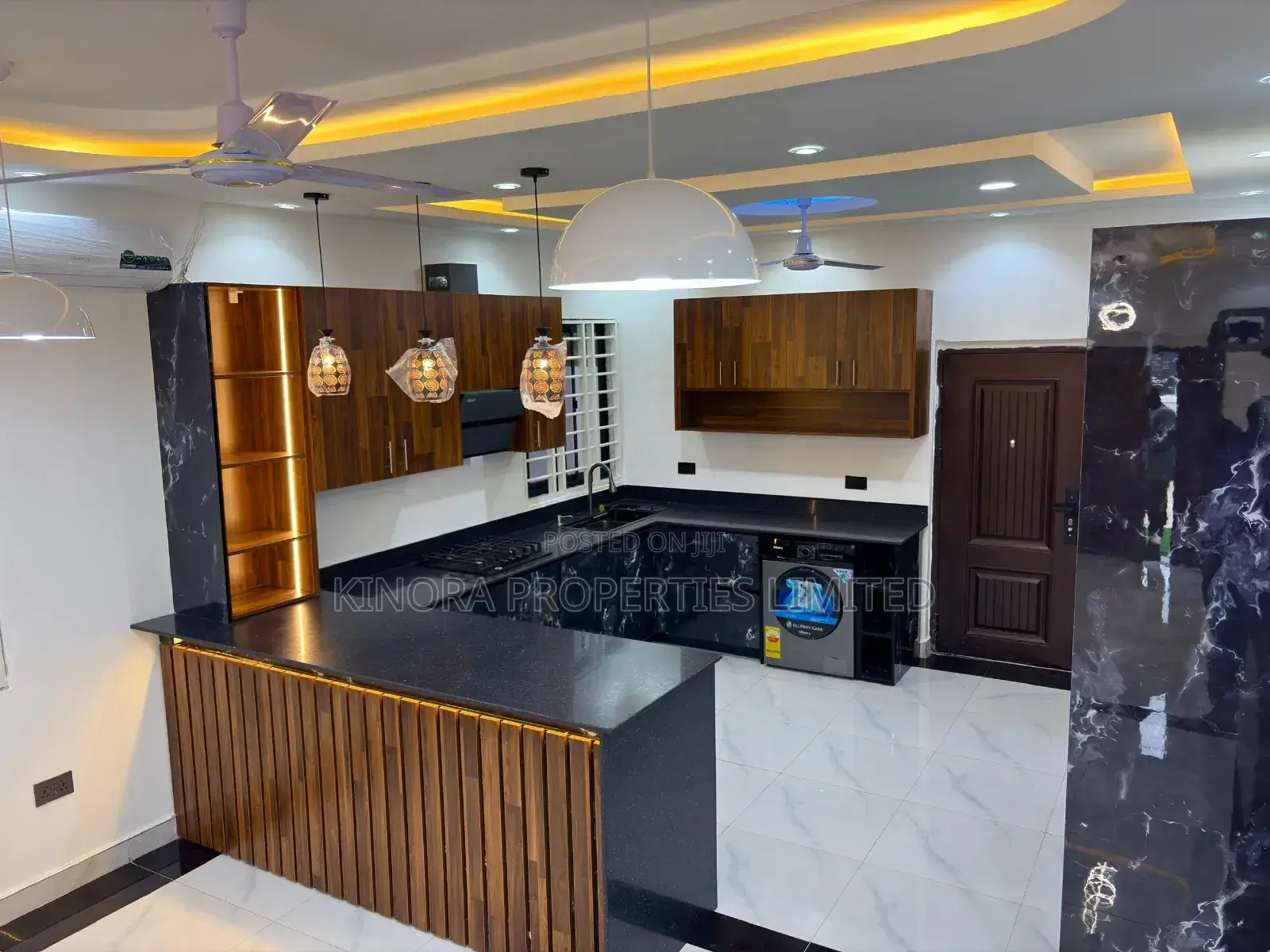 3bdrm House in Festus Hotel, Barrier for sale