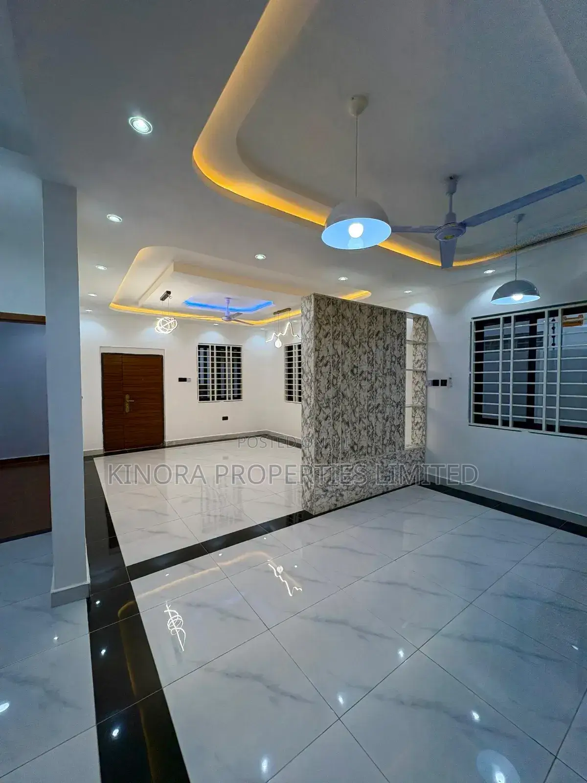3bdrm House in Festus Hotel, Barrier for sale