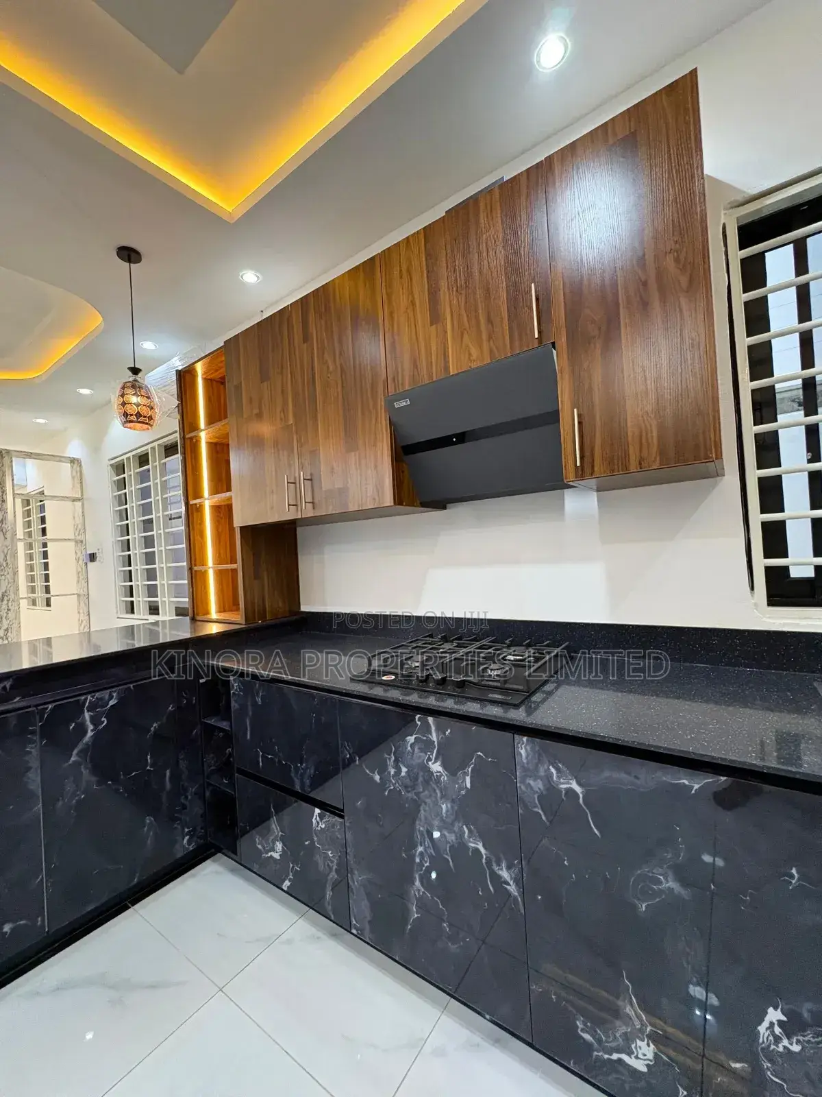3bdrm House in Festus Hotel, Barrier for sale