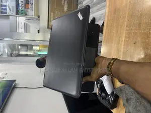 Laptop Lenovo ThinkPad 11e 6GB Intel Celeron SSD 128GB