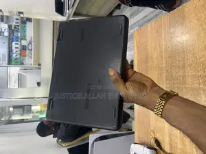 Laptop Lenovo ThinkPad 11e 6GB Intel Celeron SSD 128GB
