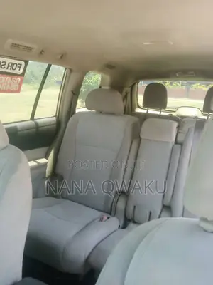 Toyota Highlander 2013 Gold