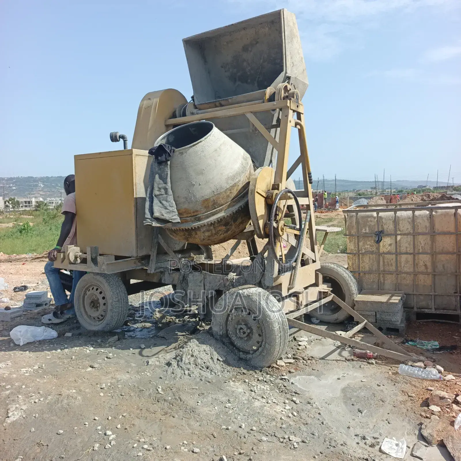 Machine Concrete. Casting Work. Contractor