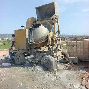 Machine Concrete. Casting Work. Contractor