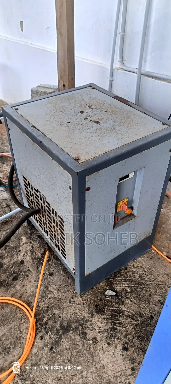 Bottle Blowing Machine