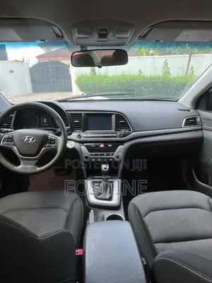 Hyundai Elantra 2017 White
