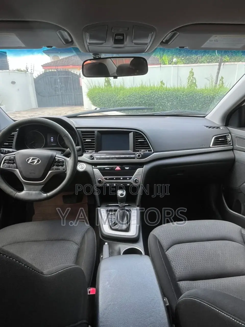 Hyundai Elantra 2017 White