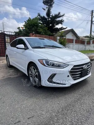 Hyundai Elantra 2017 White