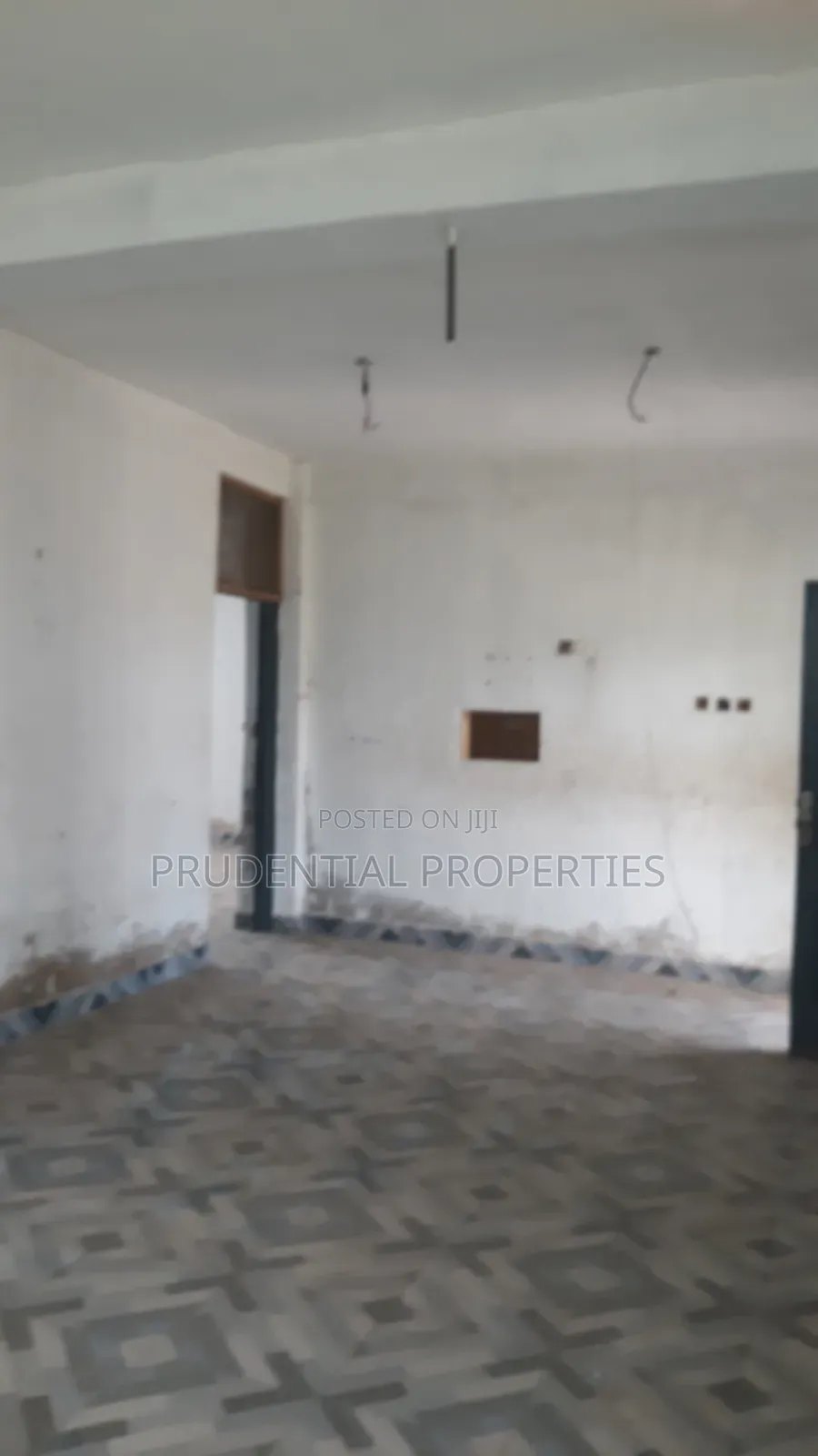 3bdrm House in Weija Junction for sale