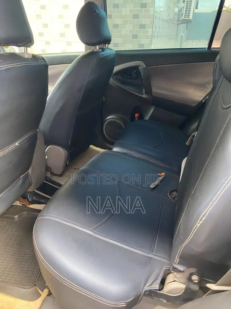 Toyota RAV4 2012 Blue