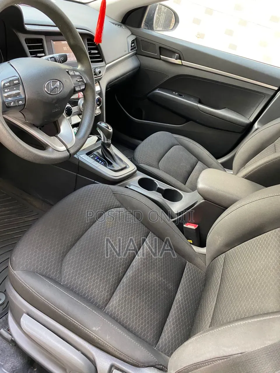 Hyundai Elantra 2019 Black