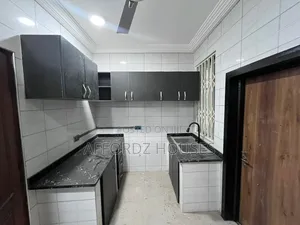 3bdrm Apartment in Mahatma Road, Tseaddo for rent