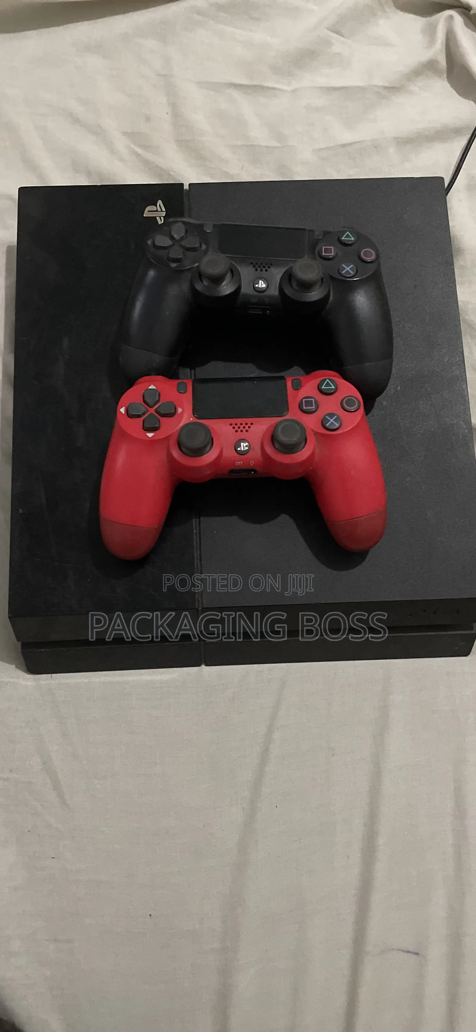 2 Playstation 4 Controllers