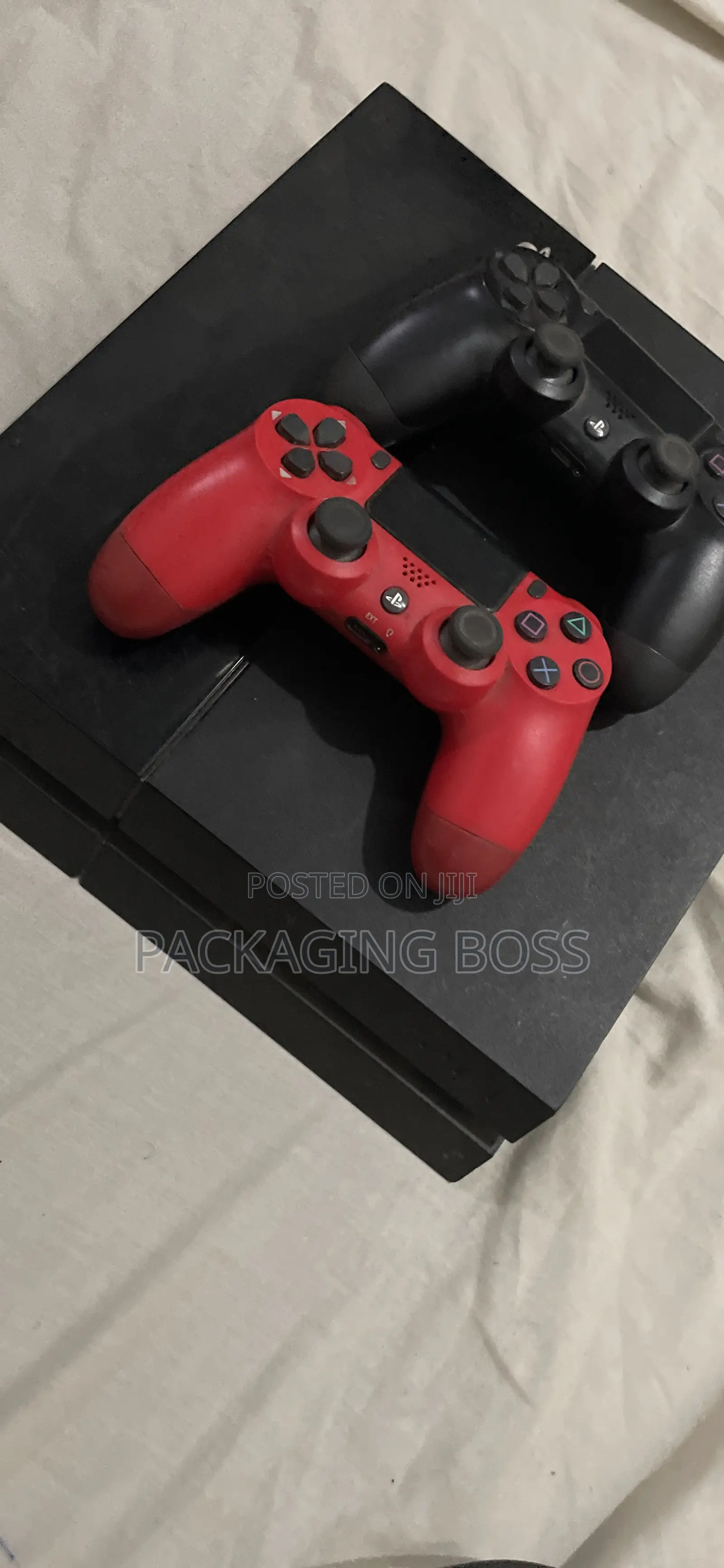 2 Playstation 4 Controllers