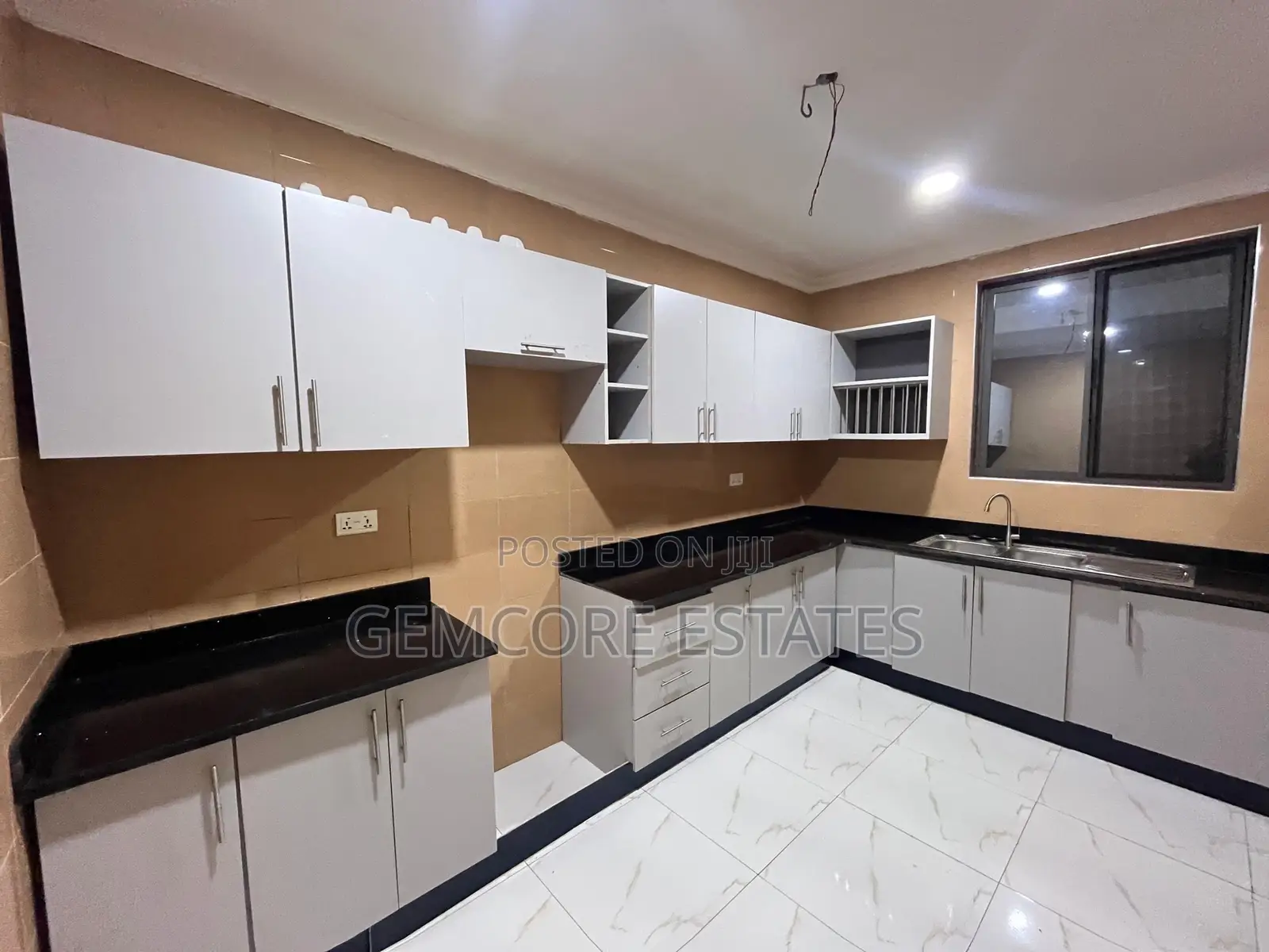 2bdrm Apartment in East Legon for rent