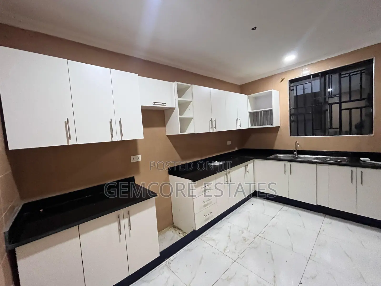 2bdrm Apartment in East Legon for rent
