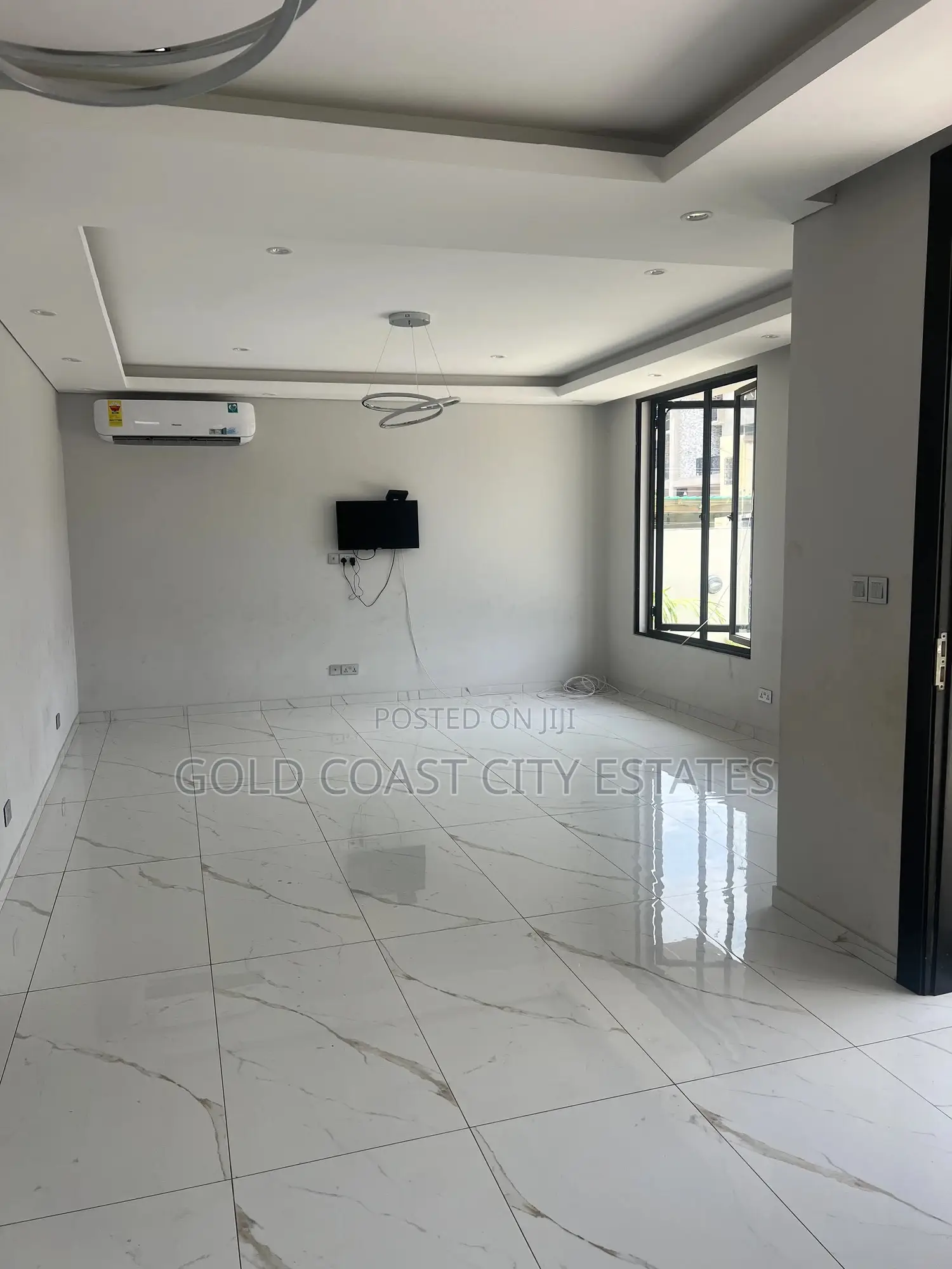 3bdrm House in Achimota for sale