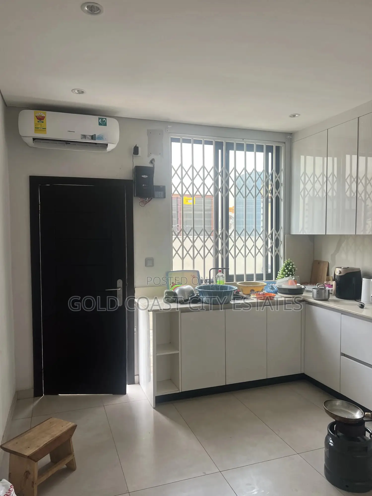 3bdrm House in Achimota for sale