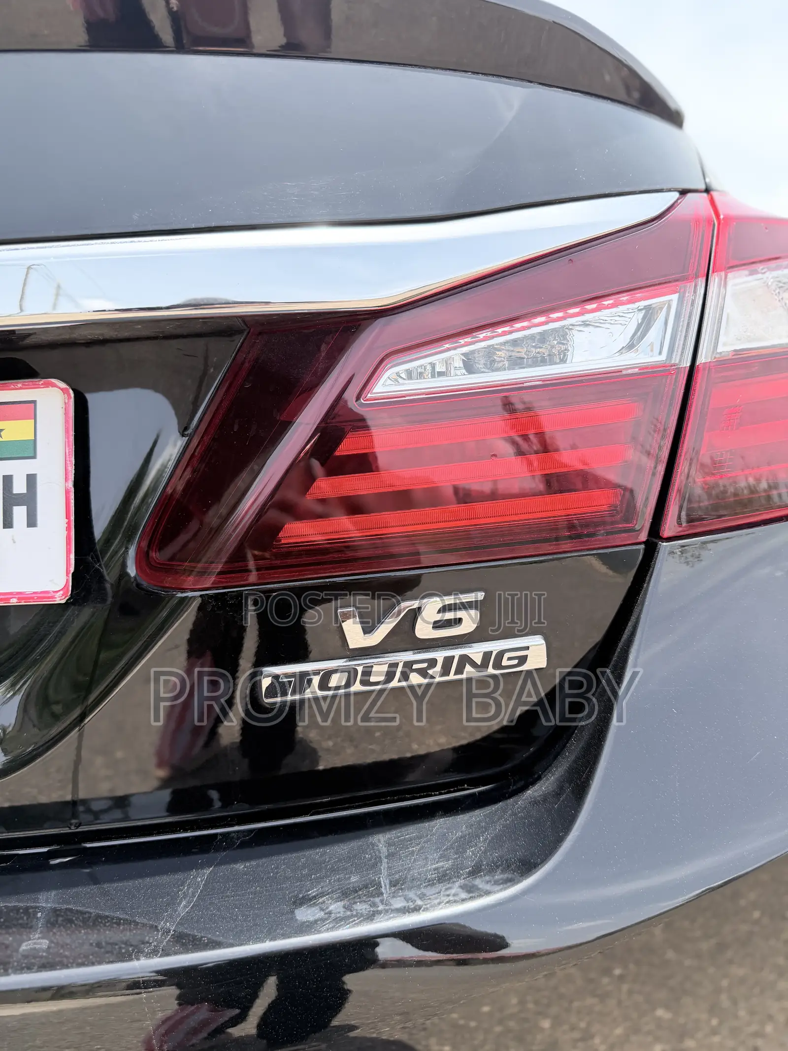 Honda Accord Touring V6 4dr Sedan FWD (3.5L 6cyl 6A) 2017 Black