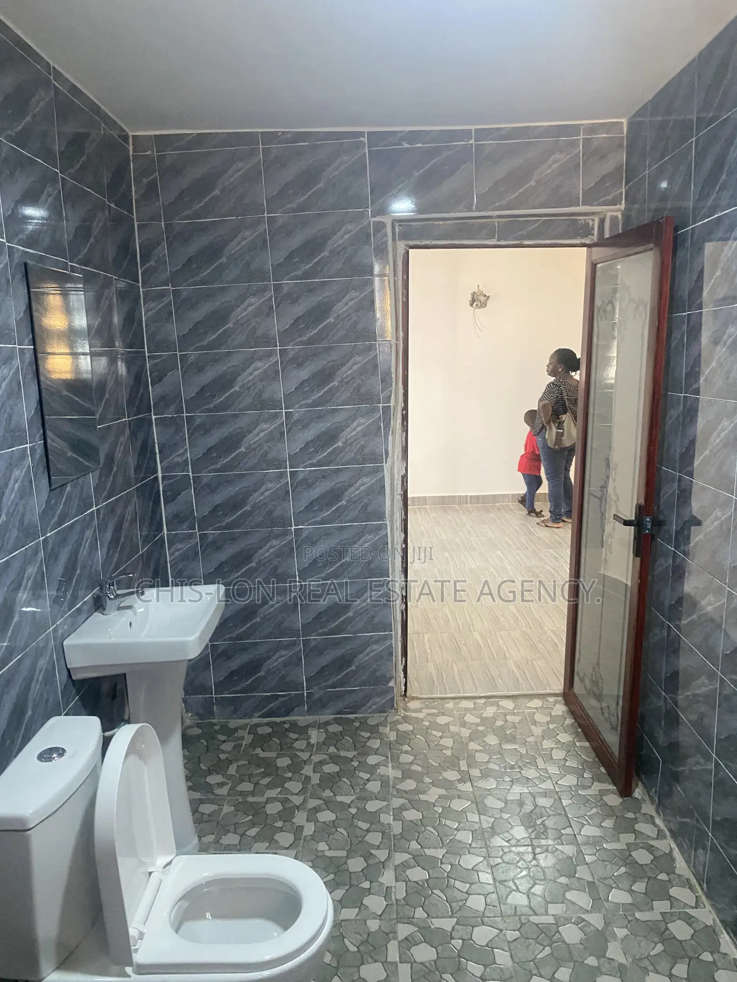 1bdrm Apartment in Chis-Lon Broker’S, Toll Booth for rent
