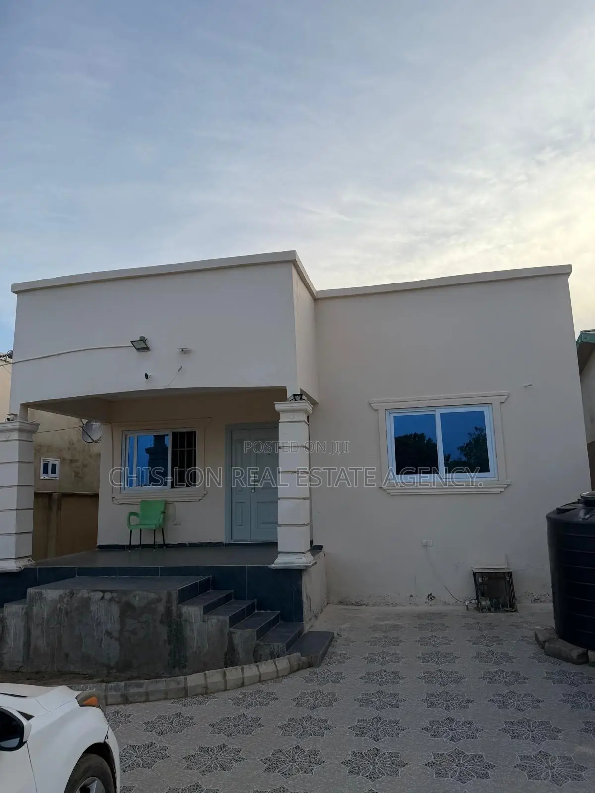 2bdrm House in Chis-Lon Broker’S, Bluetop Estate for sale