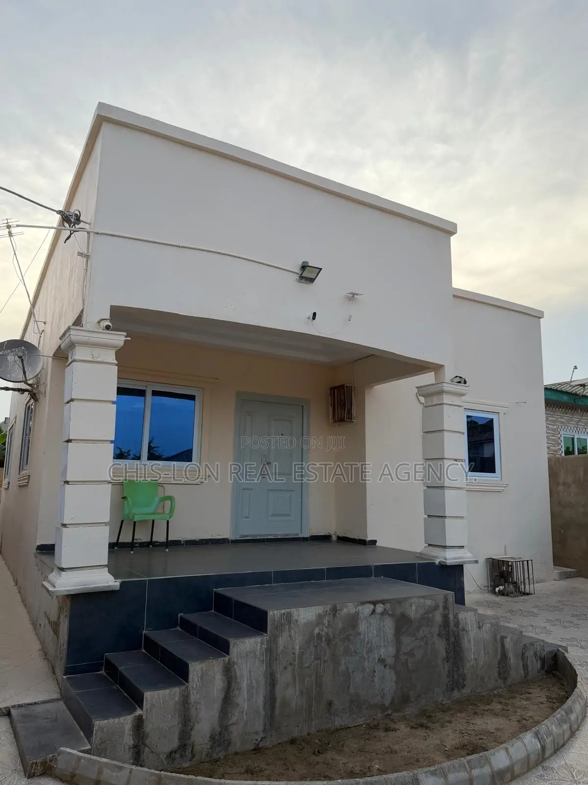 2bdrm House in Chis-Lon Broker’S, Bluetop Estate for sale