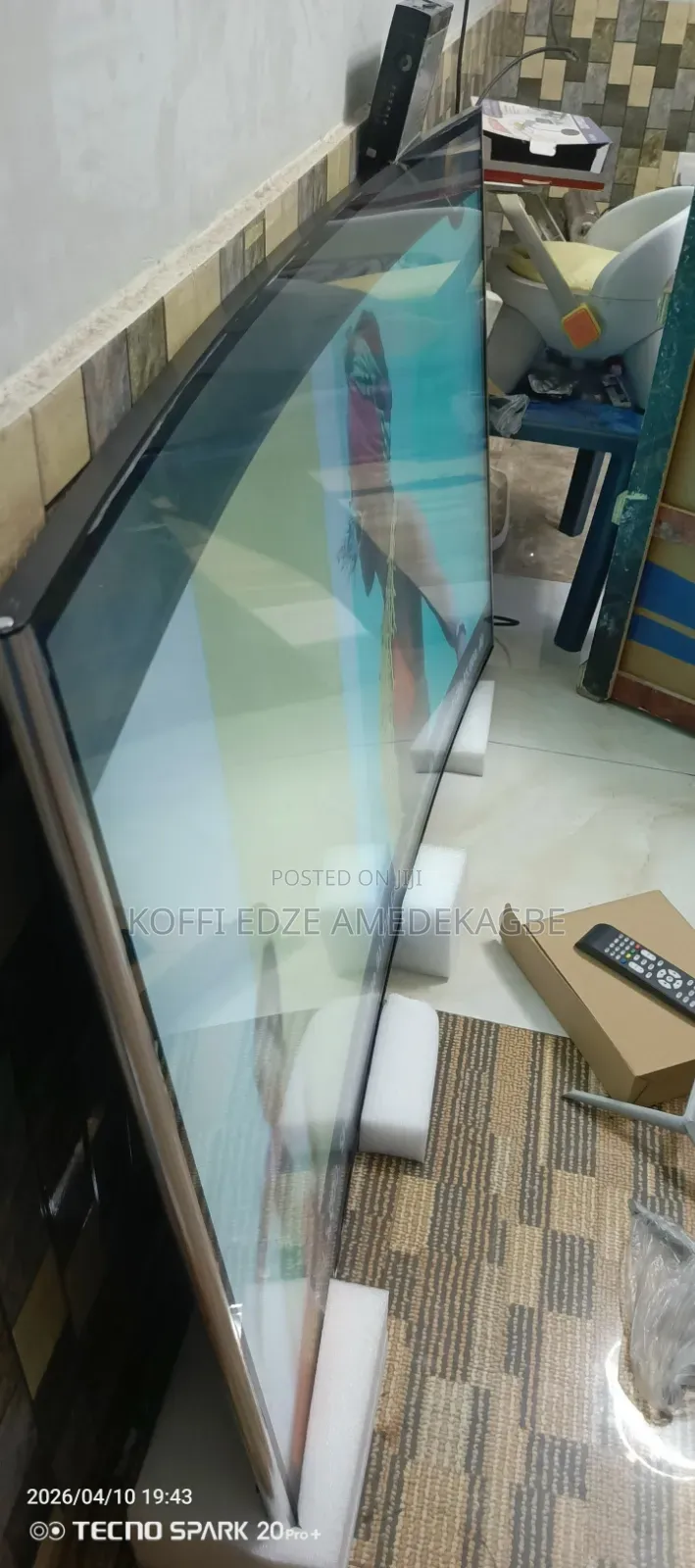 65" Smart Tv Cuvert Screen