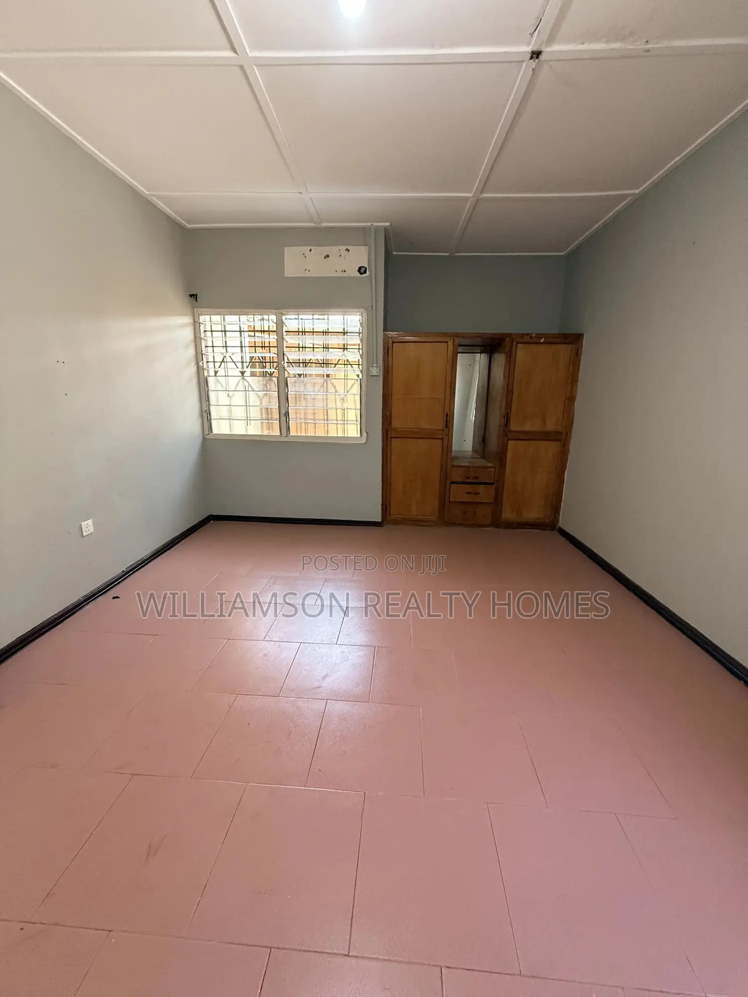 2bdrm House in Community 20 Estate, Spintex for rent
