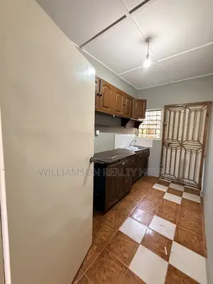 2bdrm House in Community 20 Estate, Spintex for rent