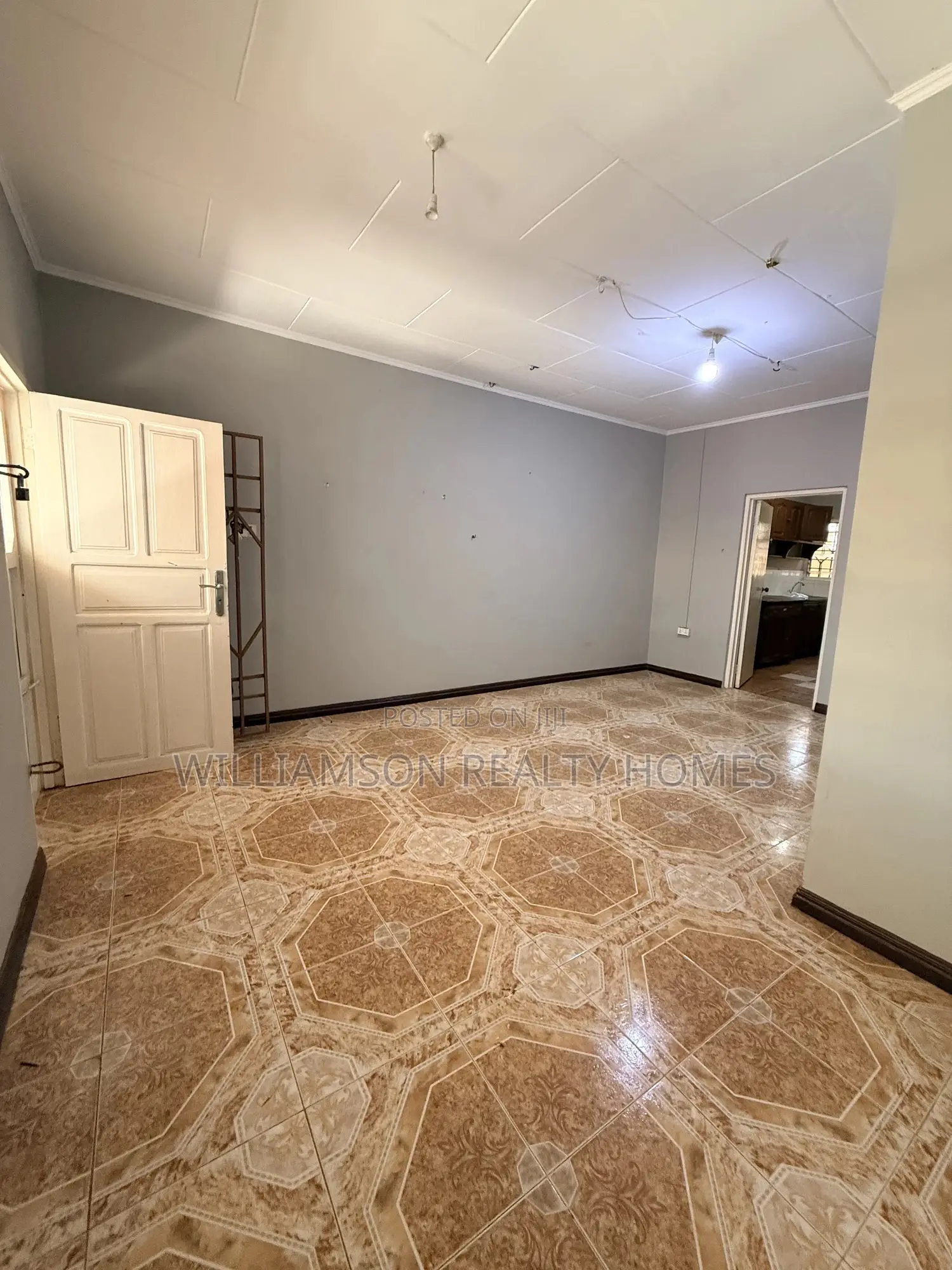 2bdrm House in Community 20 Estate, Spintex for rent