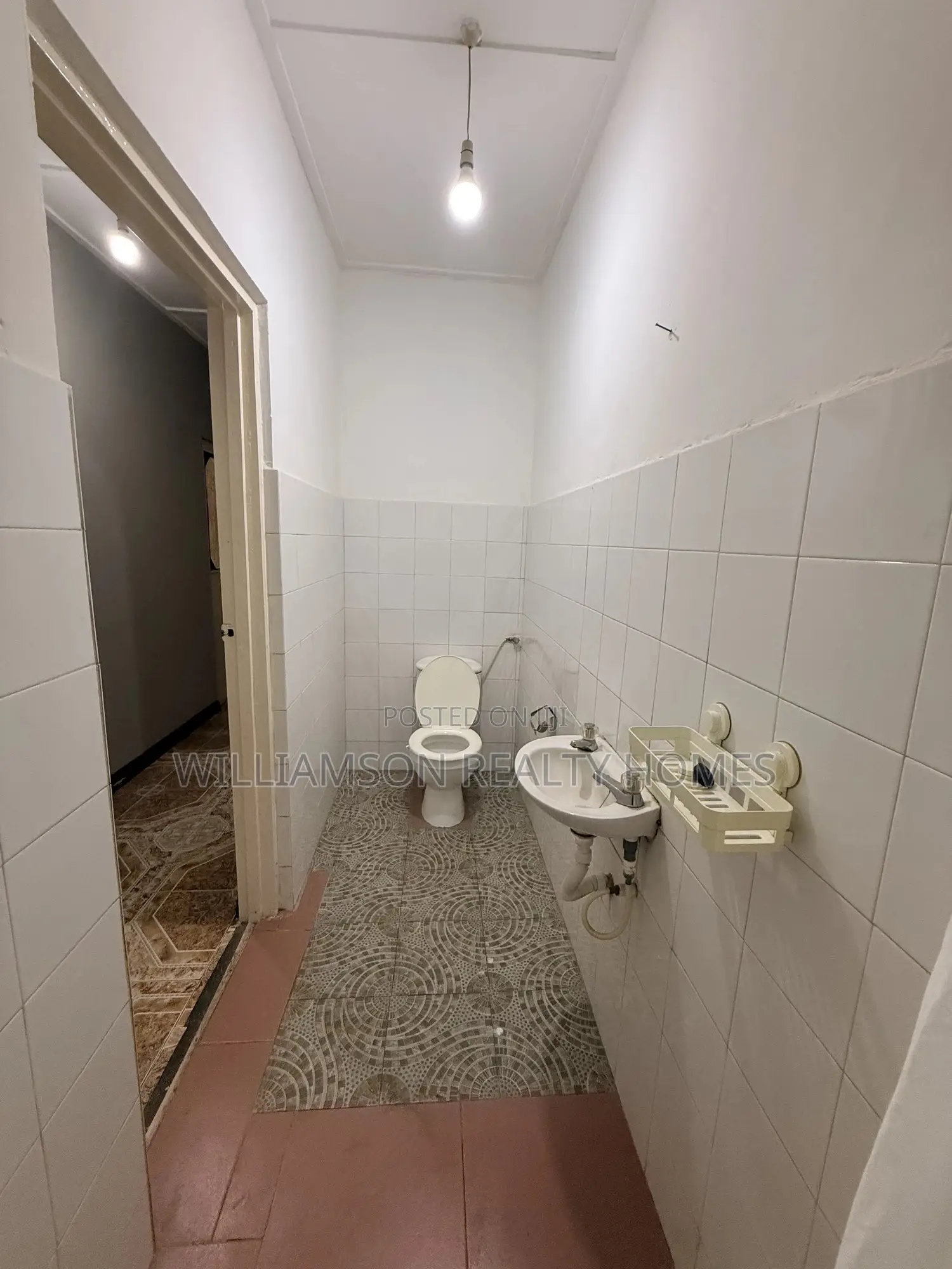 2bdrm House in Community 20 Estate, Spintex for rent