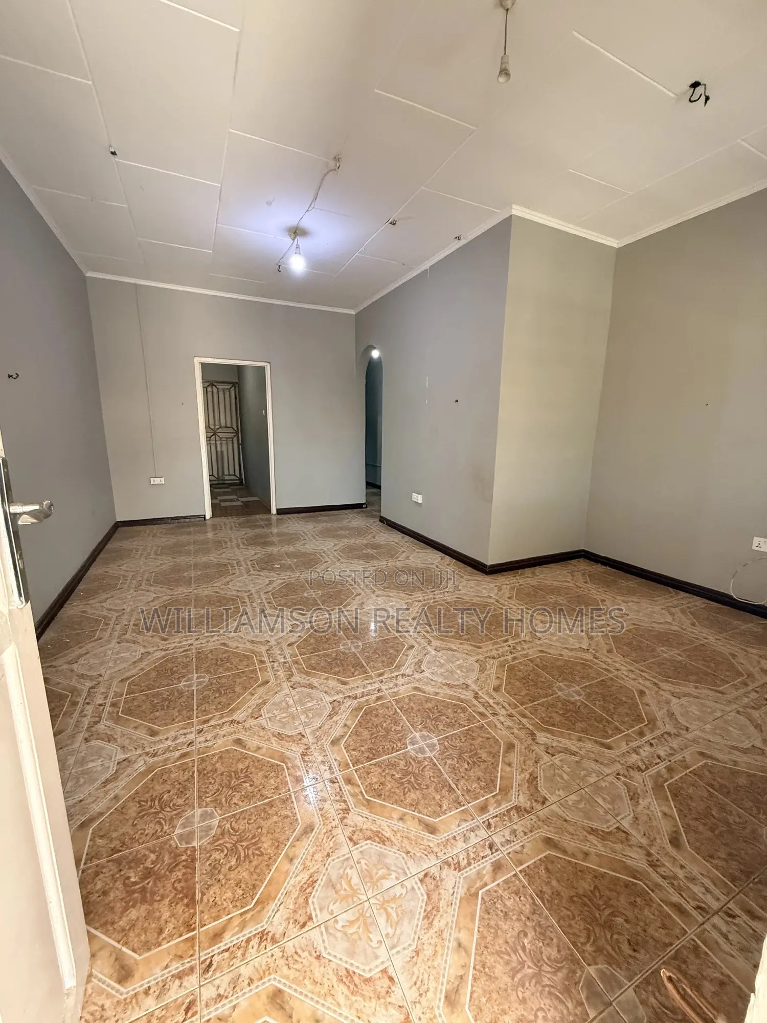2bdrm House in Community 20 Estate, Spintex for rent