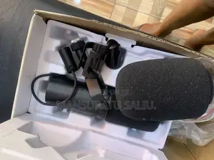 Sm7b Cardioid I Dynamic Legendary Vocal Microphone a Highly Versatile