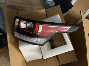 2014-2017 Range Rover Right Passenger Taillight