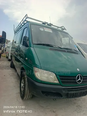 Mercedes-Benz Sprinter 2000 Blue