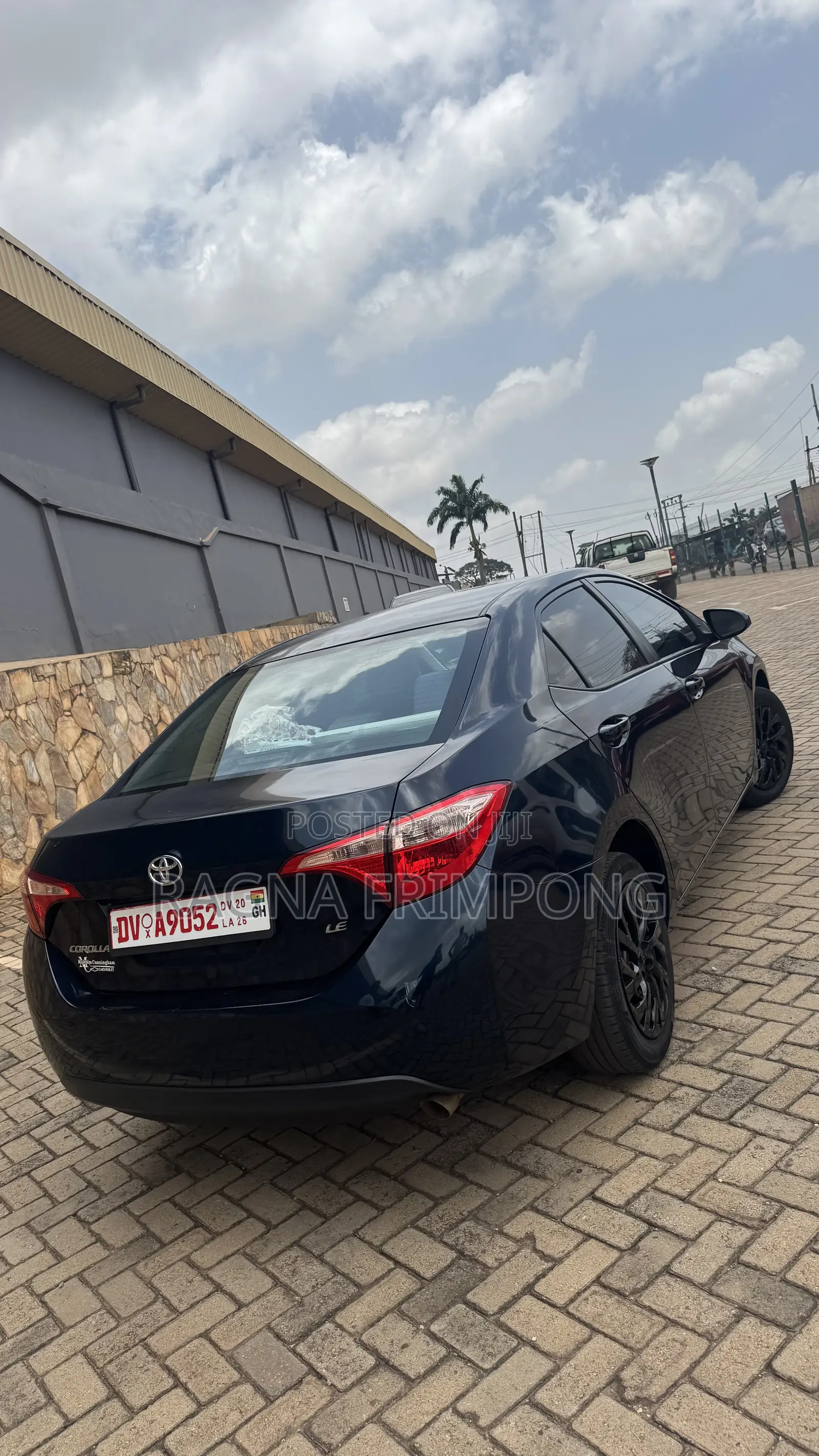 Toyota Corolla LE (1.8L 4cyl 2A) 2018 Black