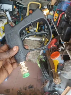 Short Pressure Wash Gun