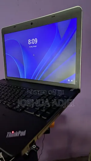 Laptop Lenovo ThinkPad Edge E540 12GB Intel Core i5 HDD+SSD 640GB