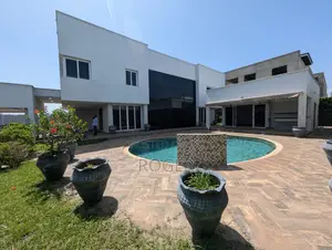 7bdrm House in Airport Hills for sale